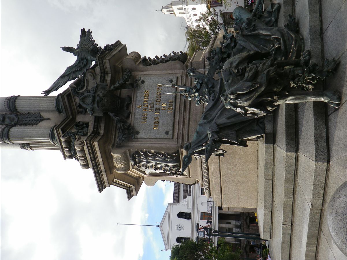 The Revolution Square06